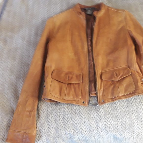 - Jackets & Blazers - Leather Jacket. Size Small. Zippered. Color Saddle.